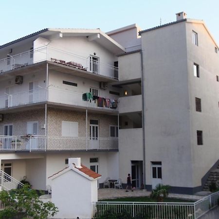 Apartments Anica & Gabriela Makarska Eksteriør bilde